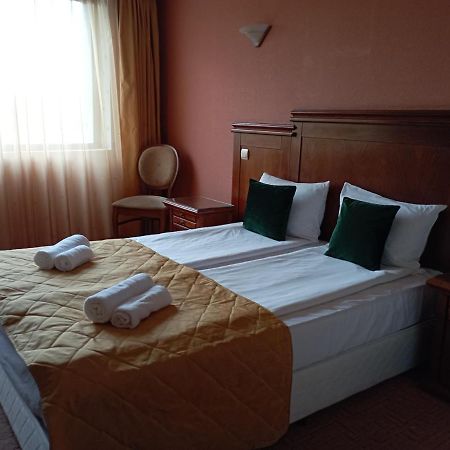 Hotel Bolyari Veliko Tărnovo Exterior foto