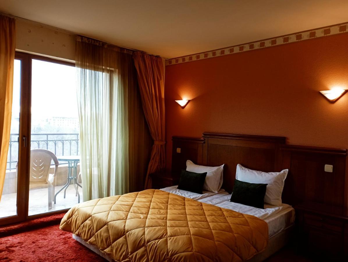 Hotel Bolyari Veliko Tărnovo Exterior foto