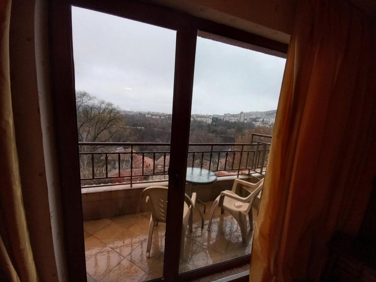 Hotel Bolyari Veliko Tărnovo Exterior foto