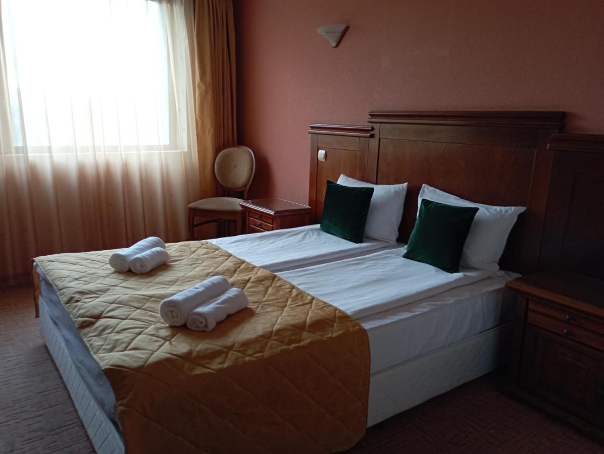 Hotel Bolyari Veliko Tărnovo Exterior foto