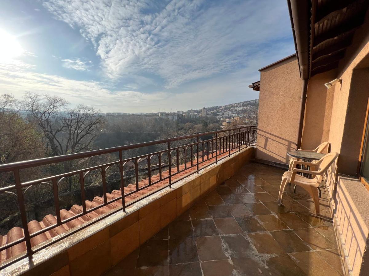 Hotel Bolyari Veliko Tărnovo Exterior foto