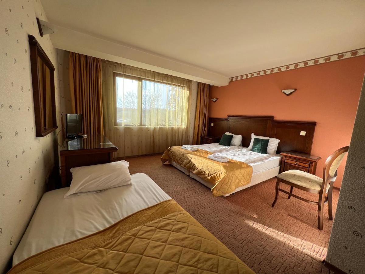 Hotel Bolyari Veliko Tărnovo Exterior foto