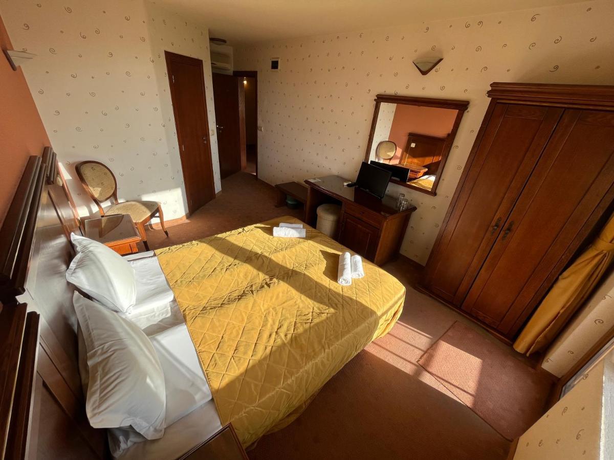 Hotel Bolyari Veliko Tărnovo Exterior foto