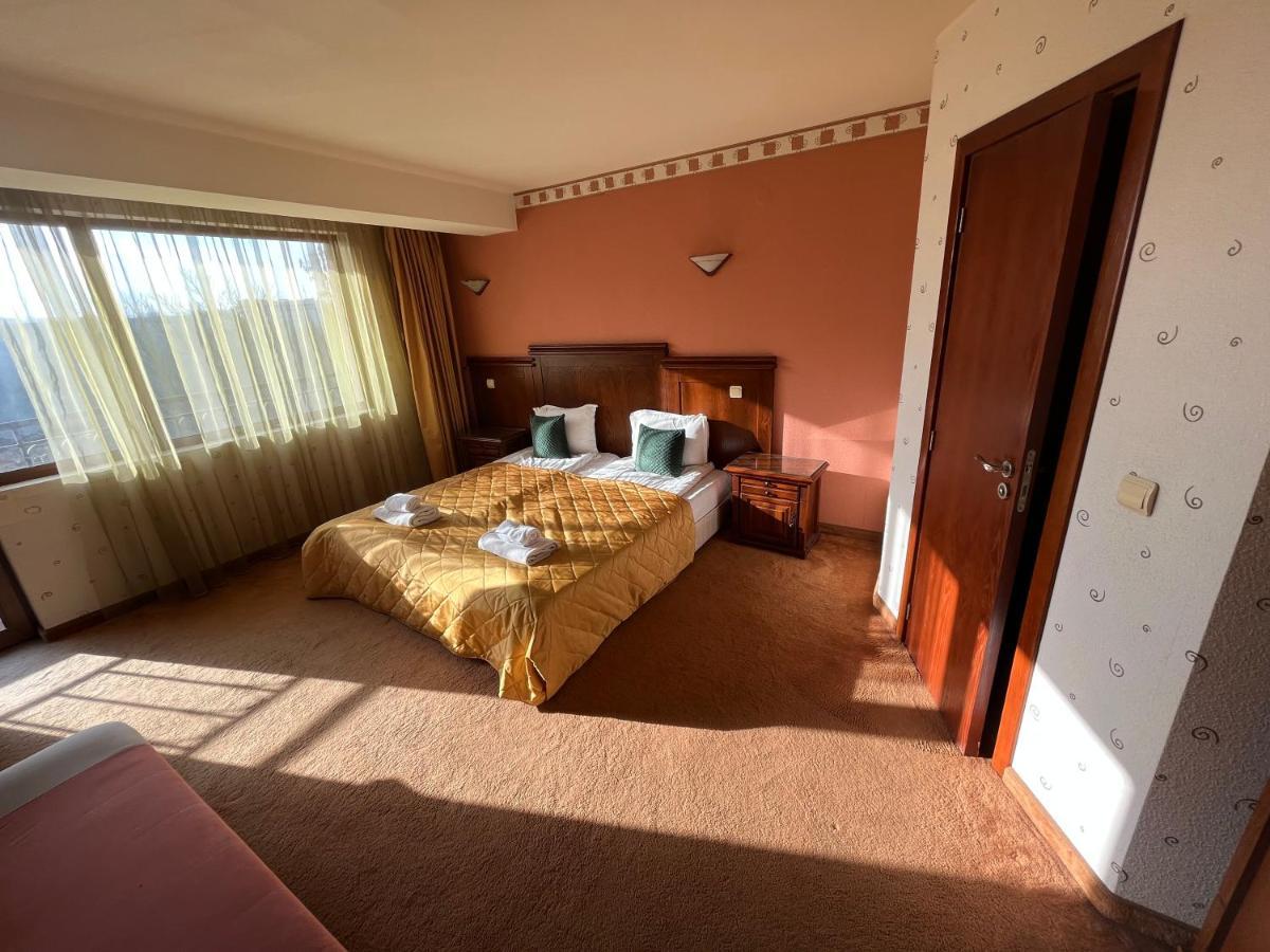 Hotel Bolyari Veliko Tărnovo Exterior foto